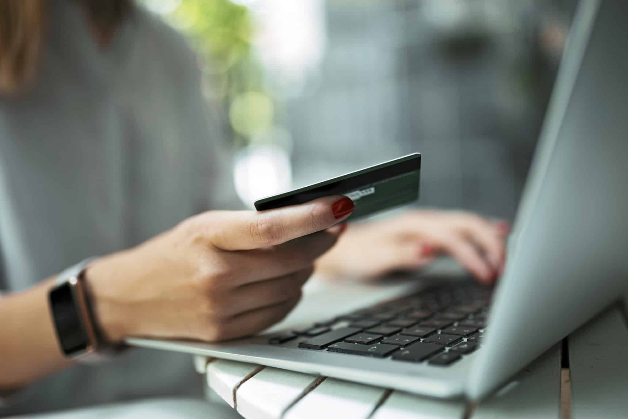 How Do ACH Payments Work? The Complete eCommerce Guide